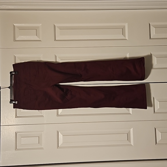 💖  $5 add to bundle DG2 baby bell super stretch Burgundy multi fit jean💖 - Picture 3 of 6